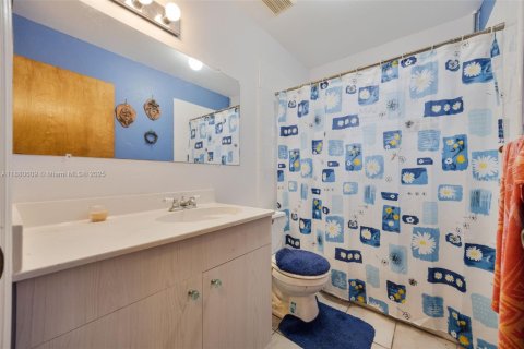 Villa ou maison à vendre à Moore Haven, Floride: 3 chambres, 144 m2 № 1925363 - photo 17