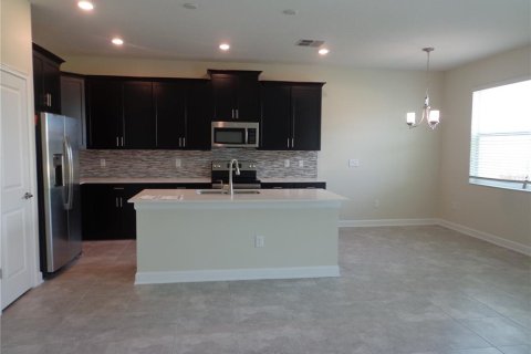 Casa en alquiler en Winter Garden, Florida, 4 dormitorios, 225.38 m2 № 1810157 - foto 3