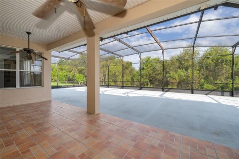 House in BELLALAGO in Kissimmee, Florida 4 bedrooms, 282.14 sq.m. № 1885190 - photo 30