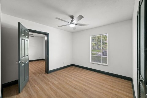 House in Lutz, Florida 5 bedrooms, 272.2 sq.m. № 1819230 - photo 20