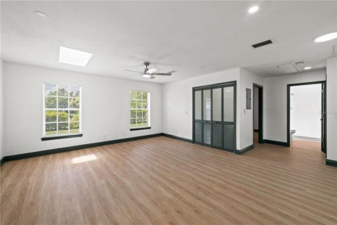 House in Lutz, Florida 5 bedrooms, 272.2 sq.m. № 1819230 - photo 30