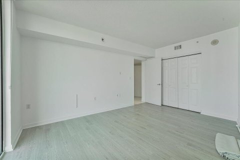 Condo in Sunny Isles Beach, Florida, 3 bedrooms  № 2147331 - photo 22