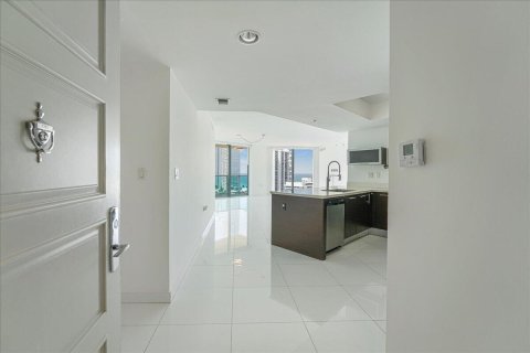 Condo in Sunny Isles Beach, Florida, 3 bedrooms  № 2147331 - photo 8