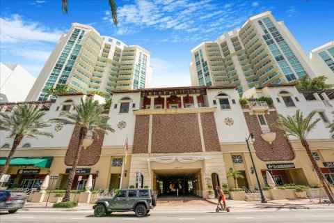 Condo in Sunny Isles Beach, Florida, 3 bedrooms  № 2147331 - photo 24