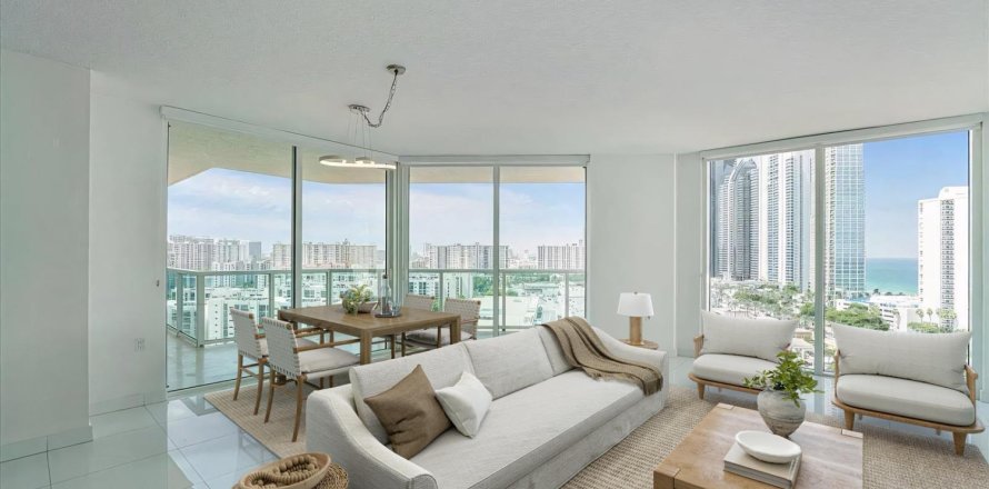 Condo in Sunny Isles Beach, Florida, 3 bedrooms  № 2147331