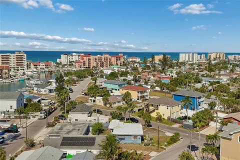 Casa en venta en Madeira Beach, Florida, 2 dormitorios, 96.99 m2 № 2142456 - foto 8