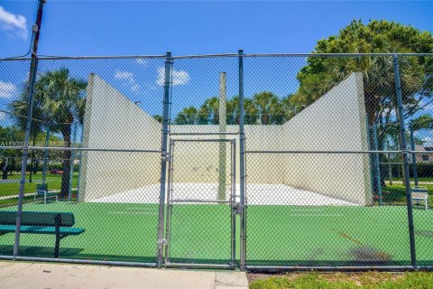 House in Boca Raton, Florida 3 bedrooms, 105.17 sq.m. № 1997402 - photo 12