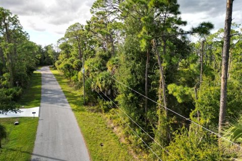 Terreno en North Port, Florida № 2229059
