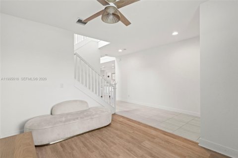 House in Stuart, Florida 4 bedrooms, 271.09 sq.m. № 2064527 - photo 30