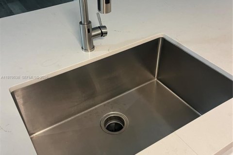 Купить кондоминиум в Майами, Флорида 2 спальни, 96.25м2, № 2050395 - фото 12