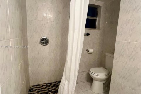 Купить кондоминиум в Майами, Флорида 2 спальни, 96.25м2, № 2050395 - фото 16