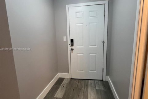 Купить кондоминиум в Майами, Флорида 2 спальни, 96.25м2, № 2050395 - фото 13