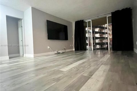 Купить кондоминиум в Майами, Флорида 2 спальни, 96.25м2, № 2050395 - фото 3