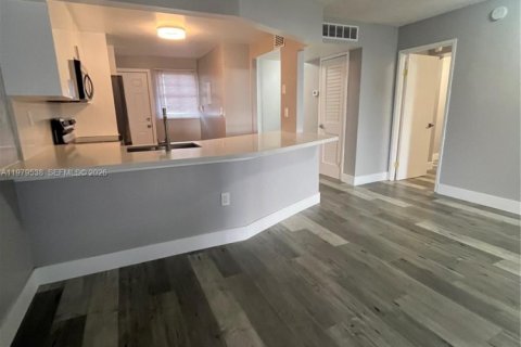 Купить кондоминиум в Майами, Флорида 2 спальни, 96.25м2, № 2050395 - фото 4