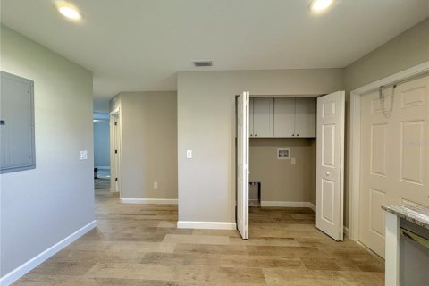 Appartement à louer à Floral City, Floride: 2 chambres, 86.4 m2 № 2358132 - photo 15