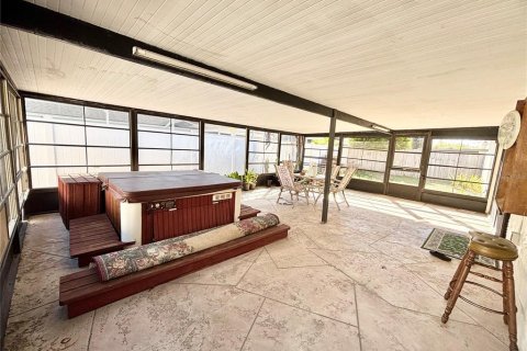 Купить виллу или дом в Тампа, Флорида 11 комнат, 214.98м2, № 1526504 - фото 25