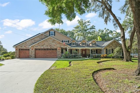 House in Apopka, Florida 5 bedrooms, 317.17 sq.m. № 1666868 - photo 3