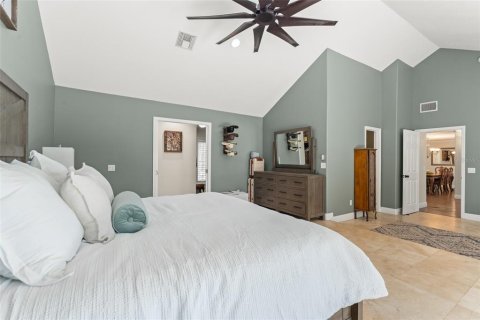 House in Apopka, Florida 5 bedrooms, 317.17 sq.m. № 1666868 - photo 11