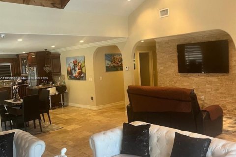 Купить виллу или дом в Майами, Флорида 2 спальни, 159.61м2, № 1966124 - фото 8