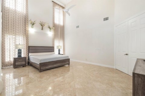 Villa ou maison à vendre à Palm Beach Gardens, Floride: 5 chambres, 353.12 m2 № 2245765 - photo 19