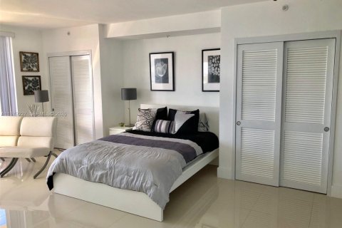 Copropriété à louer à Miami Beach, Floride: 42.83 m2 № 2046014 - photo 5