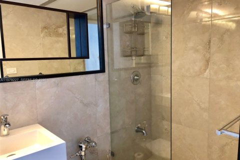 Copropriété à louer à Miami Beach, Floride: 42.83 m2 № 2046014 - photo 9