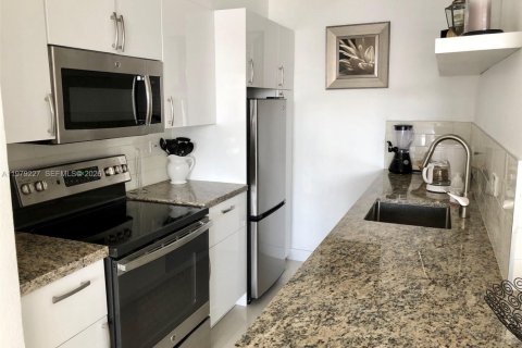 Copropriété à louer à Miami Beach, Floride: 42.83 m2 № 2046014 - photo 7