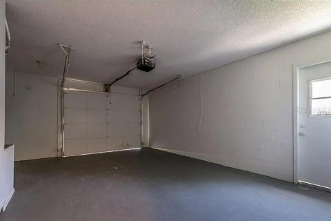 House in Sarasota, Florida 2 bedrooms, 79.62 sq.m. № 1749461 - photo 19