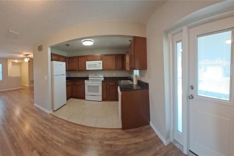 Casa en venta en Sarasota, Florida, 2 dormitorios, 79.62 m2 № 1749461 - foto 8