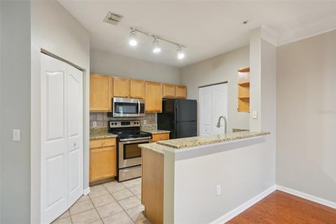 Copropriété à vendre à Tampa, Floride: 2 chambres, 105.07 m2 № 1908971 - photo 15
