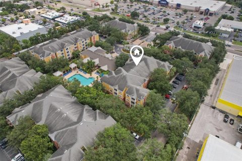 Copropriété à vendre à Tampa, Floride: 2 chambres, 105.07 m2 № 1908971 - photo 1
