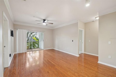 Copropriété à vendre à Tampa, Floride: 2 chambres, 105.07 m2 № 1908971 - photo 10