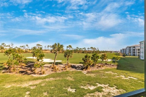 Condo in Venice, Florida, 2 bedrooms in WELLEN PARK  № 1411412 - photo 15