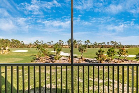 Condo in Venice, Florida, 2 bedrooms in WELLEN PARK  № 1411412 - photo 14