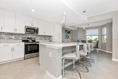Condo in Venice, Florida, 2 bedrooms in WELLEN PARK  № 1411412 - photo 18