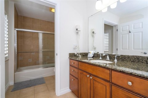 Condo in Four Corners, Florida, 3 bedrooms № 2196780 - photo 22