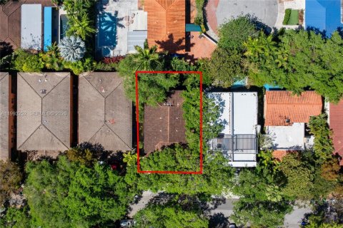 Купить таунхаус в Майами, Флорида 3 спальни, 160.72м2, № 2057227 - фото 29