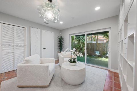 Купить таунхаус в Майами, Флорида 3 спальни, 160.72м2, № 2057227 - фото 11