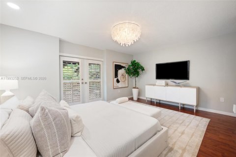 Купить таунхаус в Майами, Флорида 3 спальни, 160.72м2, № 2057227 - фото 18