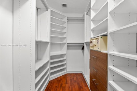 Купить таунхаус в Майами, Флорида 3 спальни, 160.72м2, № 2057227 - фото 20