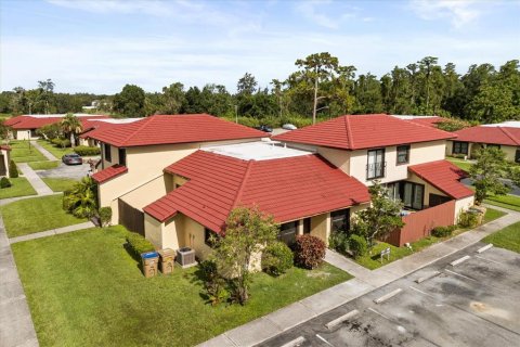 Townhouse in Kissimmee, Florida 2 bedrooms, 96.43 sq.m. № 1821142 - photo 22