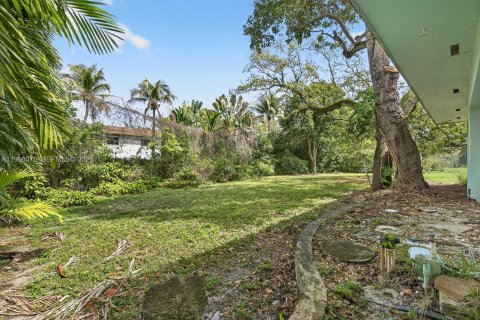 Villa ou maison à vendre à Miami, Floride: 2 chambres, 192.03 m2 № 2063080 - photo 6