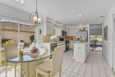 House in Bradenton, Florida 3 bedrooms, 150.87 sq.m. № 2116362 - photo 9