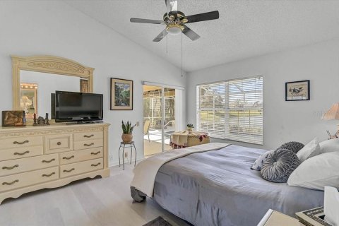 House in Bradenton, Florida 3 bedrooms, 150.87 sq.m. № 2116362 - photo 13
