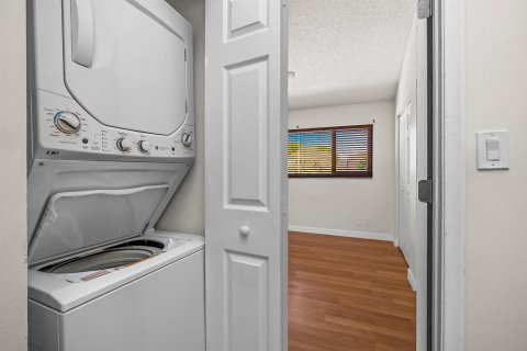 Adosado en alquiler en Oakland Park, Florida, 2 dormitorios, 90.86 m2 № 2078109 - foto 19