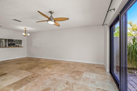 Adosado en alquiler en Oakland Park, Florida, 2 dormitorios, 90.86 m2 № 2078109 - foto 7