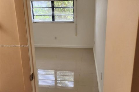 Copropriété à louer à Miami Beach, Floride: 1 chambre, 63.55 m2 № 1946409 - photo 26