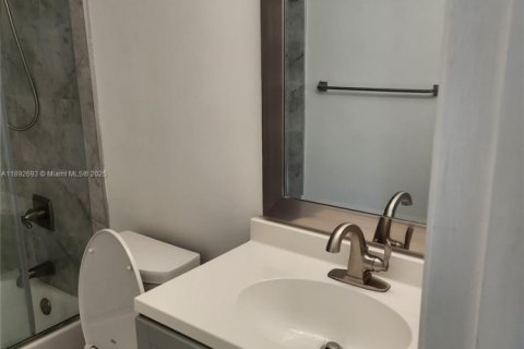 Copropriété à louer à Miami Beach, Floride: 1 chambre, 63.55 m2 № 1946409 - photo 24