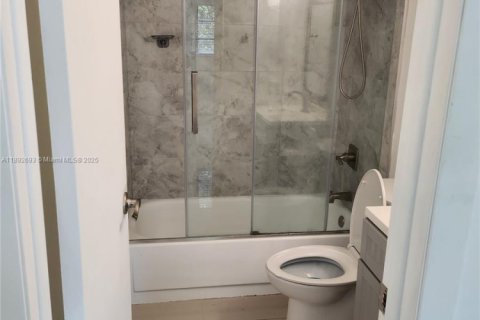 Copropriété à louer à Miami Beach, Floride: 1 chambre, 63.55 m2 № 1946409 - photo 23