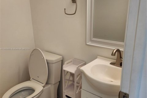 Copropriété à louer à Miami Beach, Floride: 1 chambre, 63.55 m2 № 1946409 - photo 13